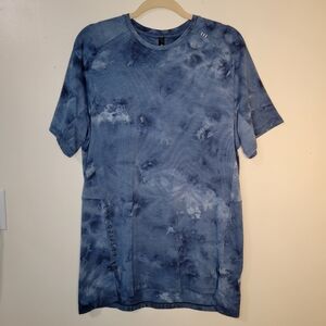 Lululemon (Men's Large) L98-021-LTT Tie Dye Blue Short Sleeve Shirt